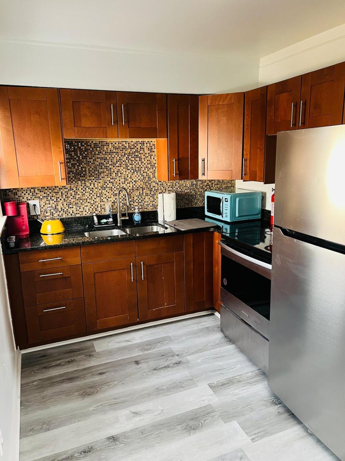 Charming & Spacious 3 Bedroom Home Near Downtown Ferndale, Mi Luaran gambar